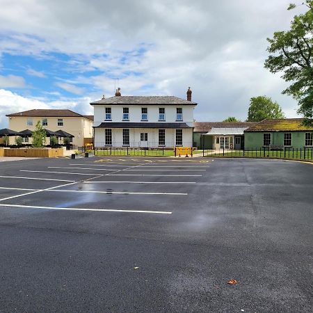 The Oakwood Hotel By Roomsbooked Gloucester Extérieur photo