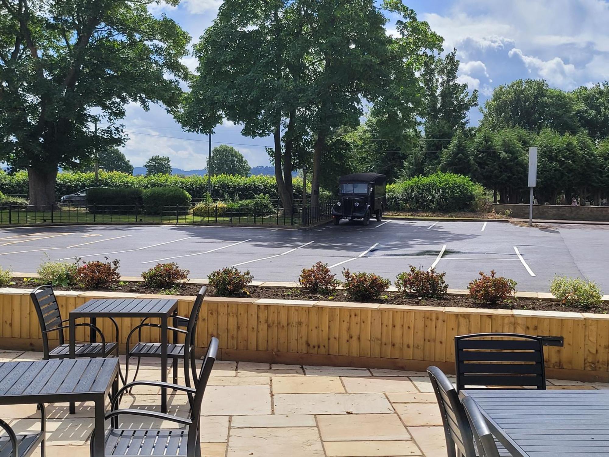 The Oakwood Hotel By Roomsbooked Gloucester Extérieur photo